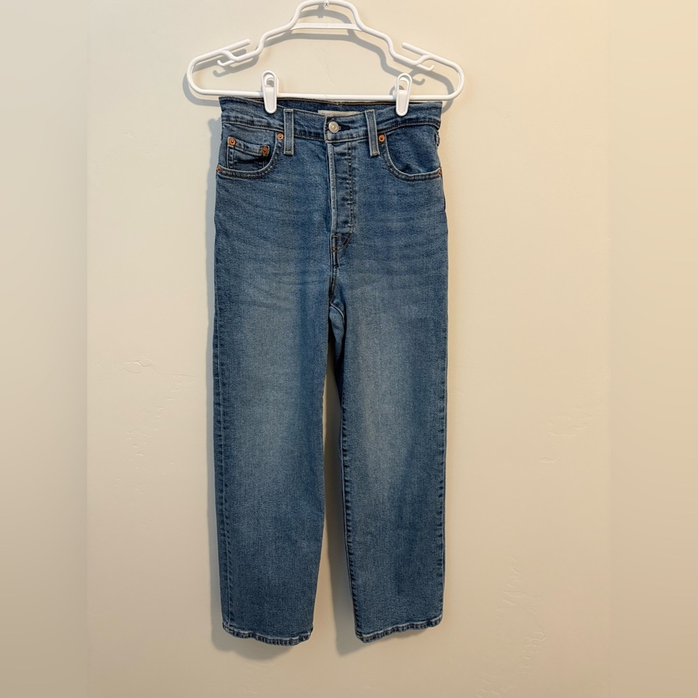 Levi’s Ribcage Straight Ankle